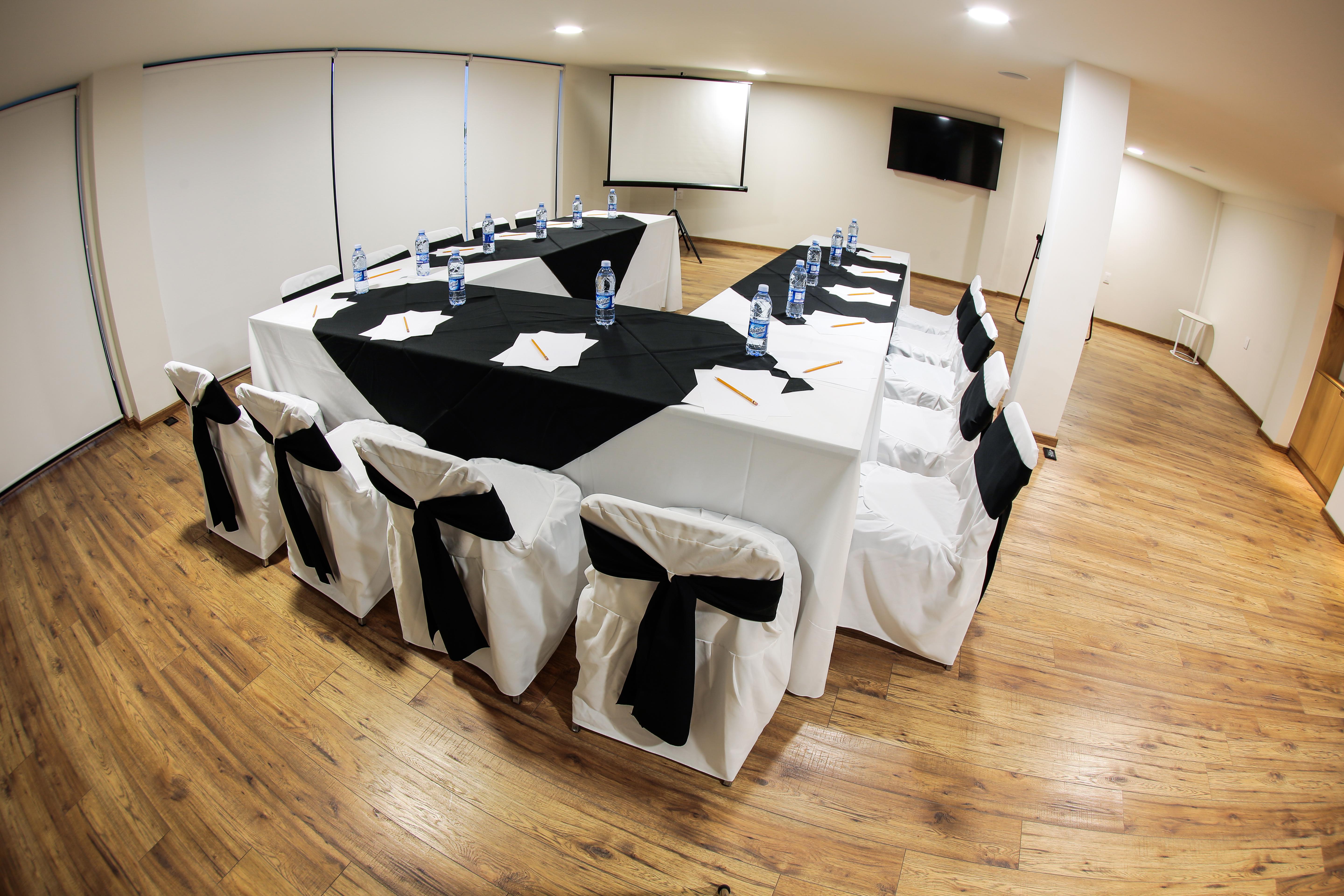 Hotel Perla Central Guadalajara Ngoại thất bức ảnh