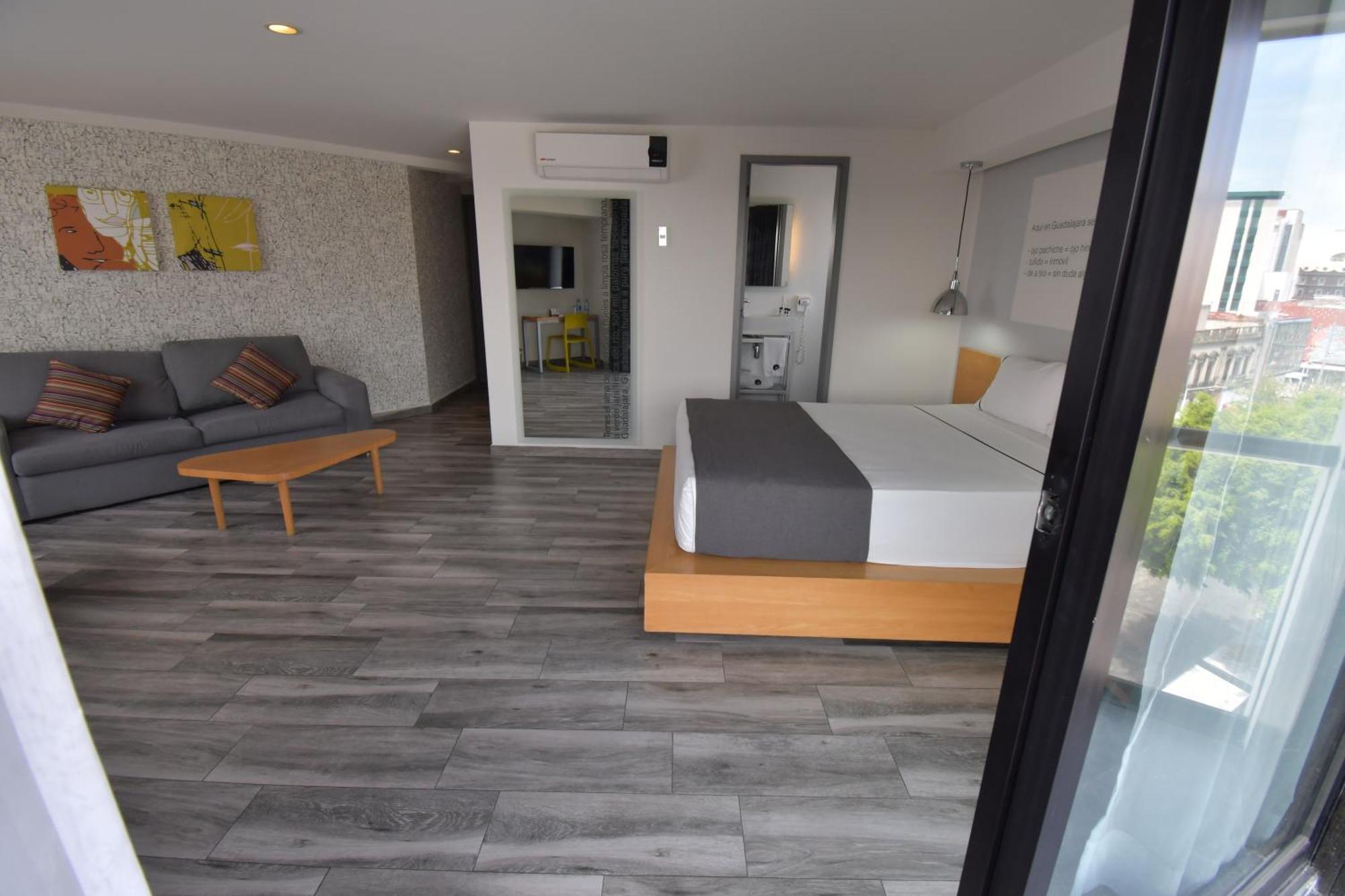 Hotel Perla Central Guadalajara Ngoại thất bức ảnh