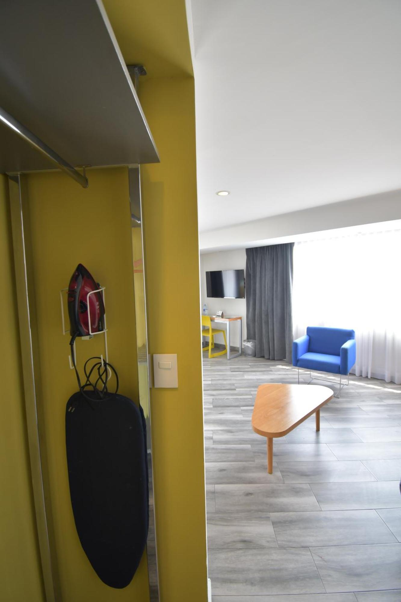 Hotel Perla Central Guadalajara Ngoại thất bức ảnh