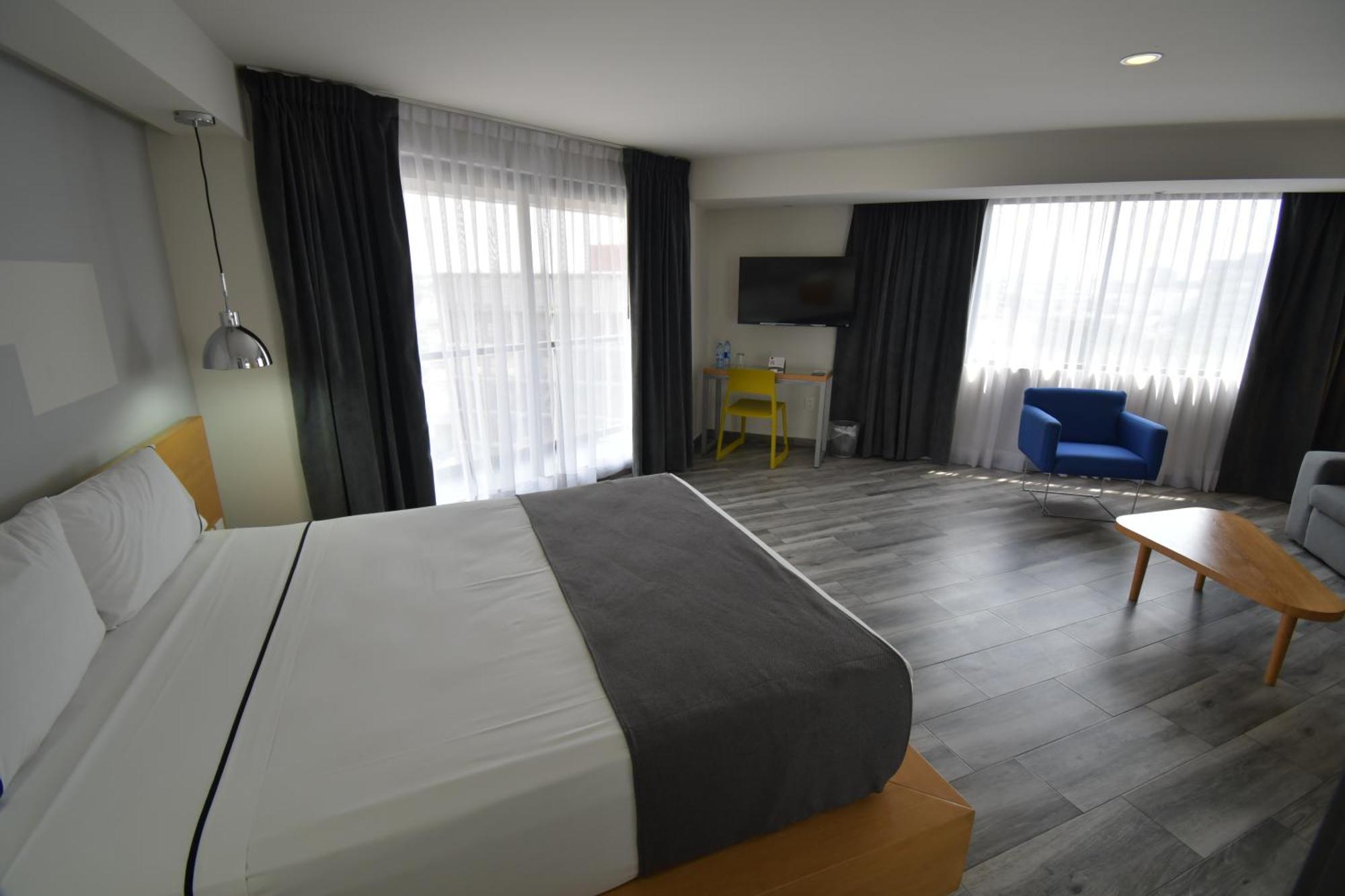 Hotel Perla Central Guadalajara Ngoại thất bức ảnh
